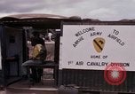 Standbild der US Air Force Kapitäne Vietnam, 1966, aus Sekunde 13 historischem Filmmaterial Videoclip 65675030324