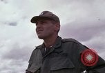Standbild der US Air Force Kapitäne Vietnam, 1966, aus Sekunde 37 historischem Filmmaterial Videoclip 65675030324