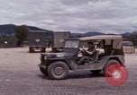 Standbild der US Air Force Kapitäne Vietnam, 1966, aus Sekunde 44 historischem Filmmaterial Videoclip 65675030324
