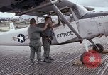 Standbild O 1E Flugzeuge Vietnam, 1966, aus Sekunde 6 historischem Filmmaterial Videoclip 65675030325