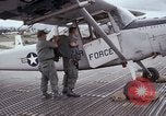 Standbild O 1E Flugzeuge Vietnam, 1966, aus Sekunde 7 historischem Filmmaterial Videoclip 65675030325