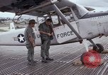 Standbild O 1E Flugzeuge Vietnam, 1966, aus Sekunde 15 historischem Filmmaterial Videoclip 65675030325