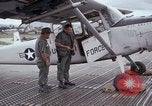 Standbild O 1E Flugzeuge Vietnam, 1966, aus Sekunde 17 historischem Filmmaterial Videoclip 65675030325