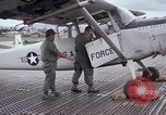 Standbild O 1E Flugzeuge Vietnam, 1966, aus Sekunde 21 historischem Filmmaterial Videoclip 65675030325