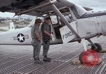 Standbild O 1E Flugzeuge Vietnam, 1966, aus Sekunde 32 historischem Filmmaterial Videoclip 65675030325