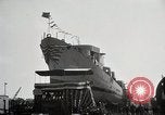 Standbild USS Currier Bay City Michigan USA, 1943, aus Sekunde 25 historischem Filmmaterial Videoclip 65675030327