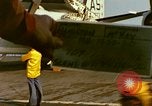 Standbild USS Wallace L Lind Guantanamo Bay Kuba, 1966, aus Sekunde 8 historischem Filmmaterial Videoclip 65675030328