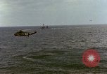 Standbild SH 3a Hubschrauber Guantanamo Bay Kuba, 1966, aus Sekunde 45 historischem Filmmaterial Videoclip 65675030329
