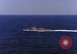Standbild S-2E Flugzeuge Tropfen Torpedo Guantanamo Bay Kuba, 1966, aus Sekunde 32 historischem Filmmaterial Videoclip 65675030330