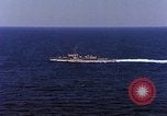 Standbild S-2E Flugzeuge Tropfen Torpedo Guantanamo Bay Kuba, 1966, aus Sekunde 34 historischem Filmmaterial Videoclip 65675030330