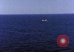 Standbild S-2E Flugzeuge Tropfen Torpedo Guantanamo Bay Kuba, 1966, aus Sekunde 43 historischem Filmmaterial Videoclip 65675030330