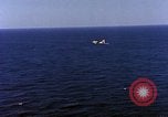 Standbild S-2E Flugzeuge Tropfen Torpedo Guantanamo Bay Kuba, 1966, aus Sekunde 46 historischem Filmmaterial Videoclip 65675030330