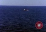 Standbild S-2E Flugzeuge Tropfen Torpedo Guantanamo Bay Kuba, 1966, aus Sekunde 52 historischem Filmmaterial Videoclip 65675030330