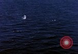 Standbild S-2E Flugzeuge Tropfen Torpedo Guantanamo Bay Kuba, 1966, aus Sekunde 55 historischem Filmmaterial Videoclip 65675030330