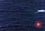Standbild S-2E Flugzeuge Tropfen Torpedo Guantanamo Bay Kuba, 1966, aus Sekunde 62 historischem Filmmaterial Videoclip 65675030330
