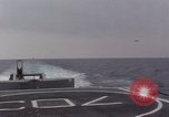 Image S-2e avion Guantanamo Bay à Cuba, 1966, de la seconde 5 séquences d'archives historiques vidéo 65675030331