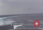 Image S-2e avion Guantanamo Bay à Cuba, 1966, de la seconde 9 séquences d'archives historiques vidéo 65675030331