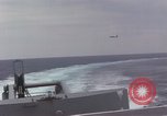 Image S-2e avion Guantanamo Bay à Cuba, 1966, de la seconde 11 séquences d'archives historiques vidéo 65675030331