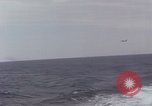 Image S-2e avion Guantanamo Bay à Cuba, 1966, de la seconde 17 séquences d'archives historiques vidéo 65675030331