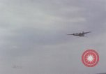 Image S-2e avion Guantanamo Bay à Cuba, 1966, de la seconde 21 séquences d'archives historiques vidéo 65675030331