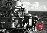 Standbild USS Frament DE-677 Atlantik, 1943, aus Sekunde 11 historischem Filmmaterial Videoclip 65675030348