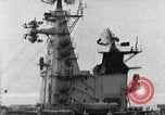 Standbild russischen Kresta Fregatte Klasse Mittelmeer, 1969, aus Sekunde 61 historischem Filmmaterial Videoclip 65675030353