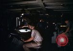 Image USS Wasp Centre d'information de combat Guantanamo Bay à Cuba, 1966, de la seconde 27 séquences d'archives historiques vidéo 65675030354