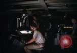 Image USS Wasp Centre d'information de combat Guantanamo Bay à Cuba, 1966, de la seconde 30 séquences d'archives historiques vidéo 65675030354