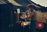 Standbild Oberst James J Moran Vietnam, 1965, aus Sekunde 15 historischem Filmmaterial Videoclip 65675030363