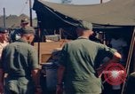 Standbild Oberst James J Moran Vietnam, 1965, aus Sekunde 40 historischem Filmmaterial Videoclip 65675030363