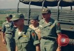 Standbild Oberst James J Moran Vietnam, 1965, aus Sekunde 55 historischem Filmmaterial Videoclip 65675030363