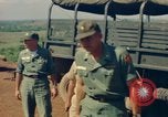 Standbild Oberst James J Moran Vietnam, 1965, aus Sekunde 56 historischem Filmmaterial Videoclip 65675030363