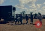 Standbild Thanksgiving Day essen Vietnam, 1965, aus Sekunde 7 historischem Filmmaterial Videoclip 65675030364