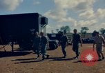Standbild Thanksgiving Day essen Vietnam, 1965, aus Sekunde 8 historischem Filmmaterial Videoclip 65675030364