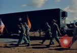 Standbild Thanksgiving Day essen Vietnam, 1965, aus Sekunde 10 historischem Filmmaterial Videoclip 65675030364