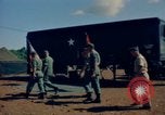 Standbild Thanksgiving Day essen Vietnam, 1965, aus Sekunde 11 historischem Filmmaterial Videoclip 65675030364