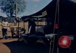 Standbild Thanksgiving Day essen Vietnam, 1965, aus Sekunde 24 historischem Filmmaterial Videoclip 65675030364