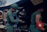 Standbild sandbagged Bunker Vietnam, 1965, aus Sekunde 13 historischem Filmmaterial Videoclip 65675030365