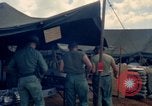 Standbild sandbagged Bunker Vietnam, 1965, aus Sekunde 14 historischem Filmmaterial Videoclip 65675030365