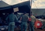 Standbild sandbagged Bunker Vietnam, 1965, aus Sekunde 15 historischem Filmmaterial Videoclip 65675030365