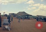 Standbild sandbagged Bunker Vietnam, 1965, aus Sekunde 29 historischem Filmmaterial Videoclip 65675030365