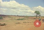 Standbild sandbagged Bunker Vietnam, 1965, aus Sekunde 31 historischem Filmmaterial Videoclip 65675030365