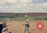 Standbild sandbagged Bunker Vietnam, 1965, aus Sekunde 39 historischem Filmmaterial Videoclip 65675030365