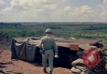 Standbild sandbagged Bunker Vietnam, 1965, aus Sekunde 42 historischem Filmmaterial Videoclip 65675030365
