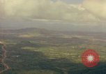 Standbild amerikanische 1st Cavalry Division Bereich Ankhe Süd Vietnam, 1965, aus Sekunde 9 historischem Filmmaterial Videoclip 65675030366