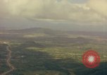 Standbild amerikanische 1st Cavalry Division Bereich Ankhe Süd Vietnam, 1965, aus Sekunde 10 historischem Filmmaterial Videoclip 65675030366