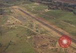Standbild amerikanische 1st Cavalry Division Bereich Ankhe Süd Vietnam, 1965, aus Sekunde 45 historischem Filmmaterial Videoclip 65675030366