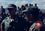 Standbild William C Westmoreland Phan Rang Vietnam, 1965, aus Sekunde 7 historischem Filmmaterial Videoclip 65675030367