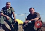 Standbild William C Westmoreland Phan Rang Vietnam, 1965, aus Sekunde 17 historischem Filmmaterial Videoclip 65675030367