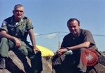 Standbild William C Westmoreland Phan Rang Vietnam, 1965, aus Sekunde 18 historischem Filmmaterial Videoclip 65675030367